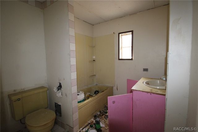 7960 E Skyline Lane, Floral City, FL 34436