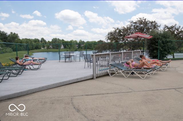 8050 Clearwater Drive, Indianapolis, IN 46256