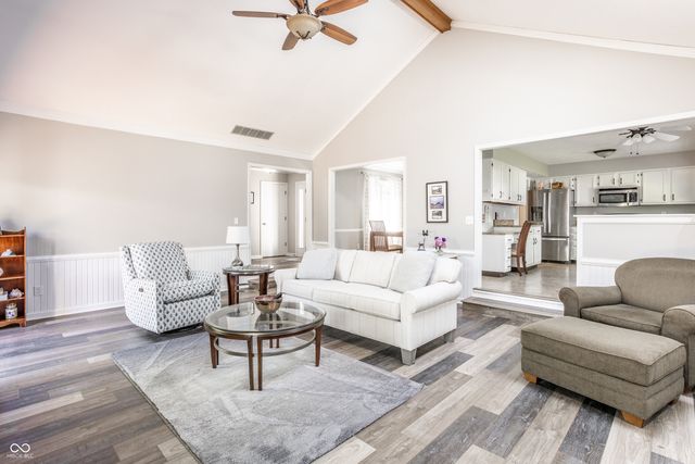 8050 Clearwater Drive, Indianapolis, IN 46256