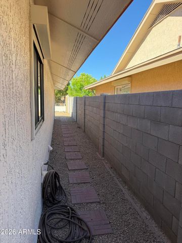 13729 W FRANCISCAN Drive, Sun City West, AZ 85375