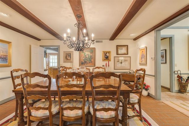 6815 N Country Club Drive, Oklahoma City, OK 73116