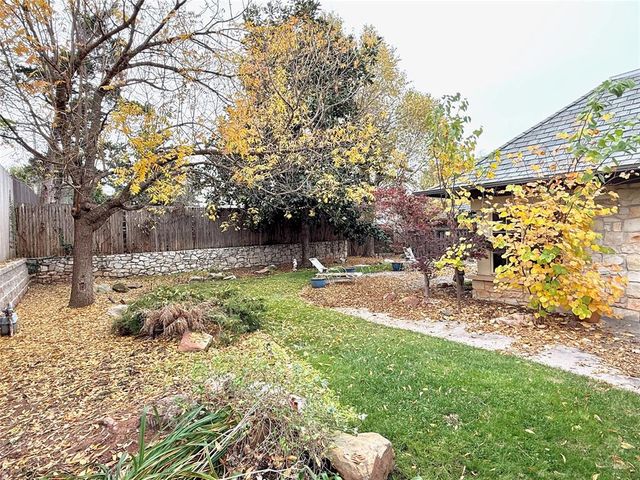 6815 N Country Club Drive, Oklahoma City, OK 73116