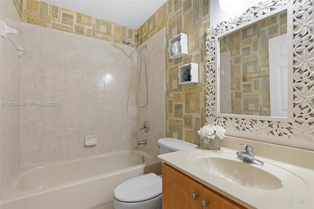 22251 SW 88th Path, Cutler Bay, FL 33190