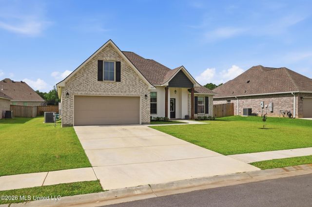 14619 Lillian Way, Vancleave, MS 39565