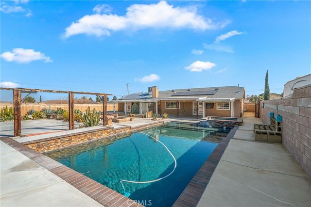 10816 Kern Avenue, Hesperia, CA 92345