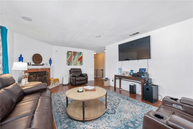 10816 Kern Avenue, Hesperia, CA 92345