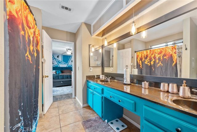 10816 Kern Avenue, Hesperia, CA 92345