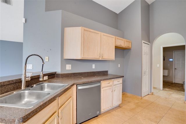 1769 WOOD BEND STREET, Tarpon Springs, FL 34689