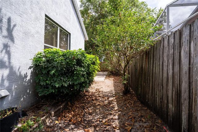 1769 WOOD BEND STREET, Tarpon Springs, FL 34689
