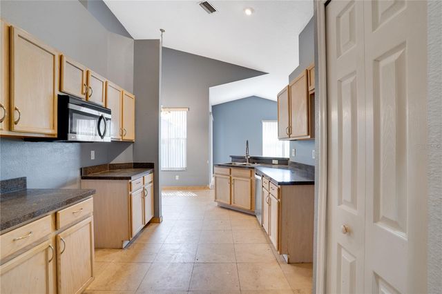 1769 WOOD BEND STREET, Tarpon Springs, FL 34689