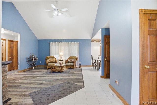 2 Cobblestone Court, Lancaster, NY 14086