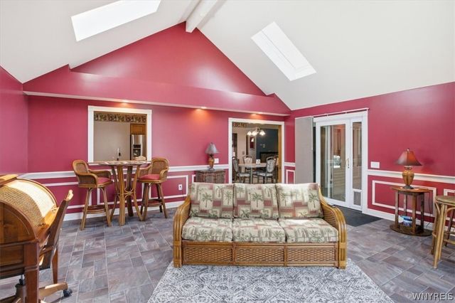 2 Cobblestone Court, Lancaster, NY 14086