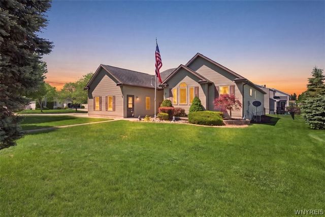 2 Cobblestone Court, Lancaster, NY 14086