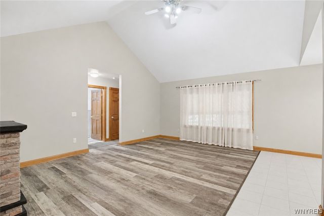 2 Cobblestone Court, Lancaster, NY 14086