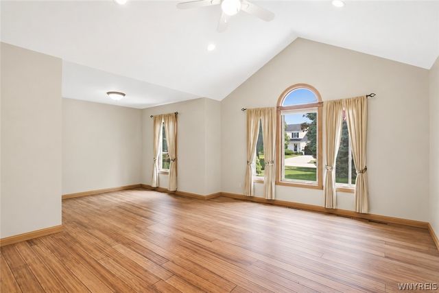 2 Cobblestone Court, Lancaster, NY 14086