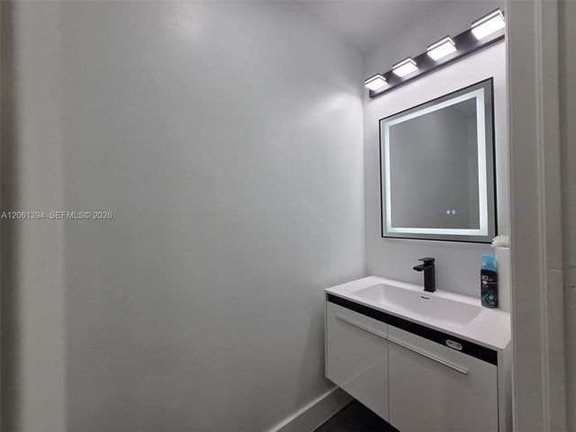 20808 NW 1st St 20808, Pembroke Pines, FL 33029