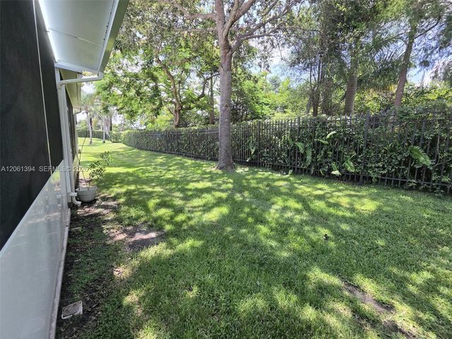 20808 NW 1st St 20808, Pembroke Pines, FL 33029
