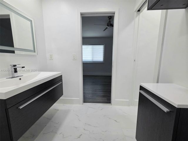 20808 NW 1st St 20808, Pembroke Pines, FL 33029
