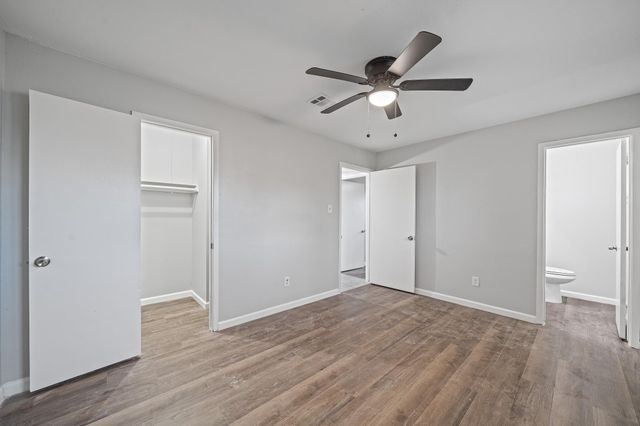 8834 Brackley Lane, Houston, TX 77088