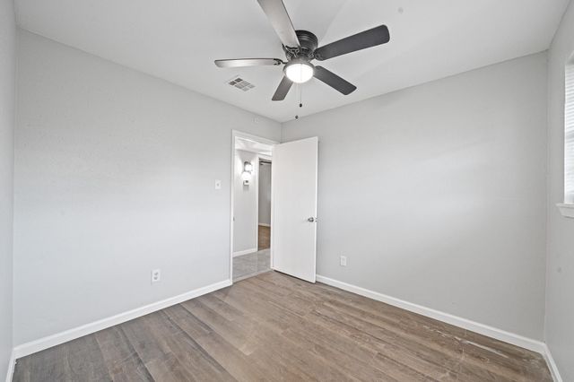 8834 Brackley Lane, Houston, TX 77088