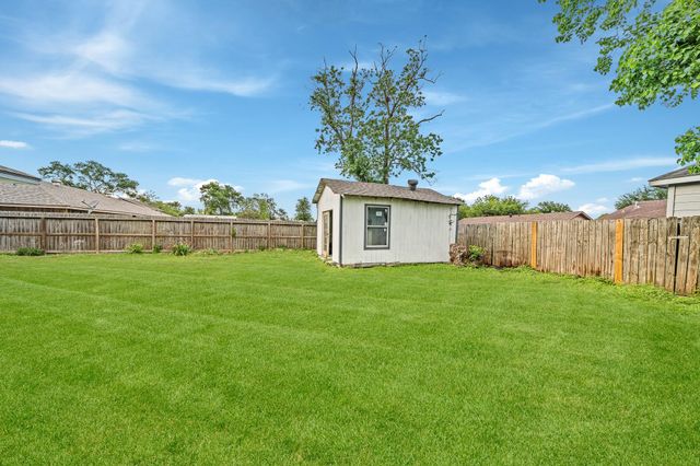 8834 Brackley Lane, Houston, TX 77088