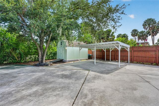 207 N LEVIS AVENUE, Tarpon Springs, FL 34689