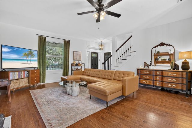 207 N LEVIS AVENUE, Tarpon Springs, FL 34689