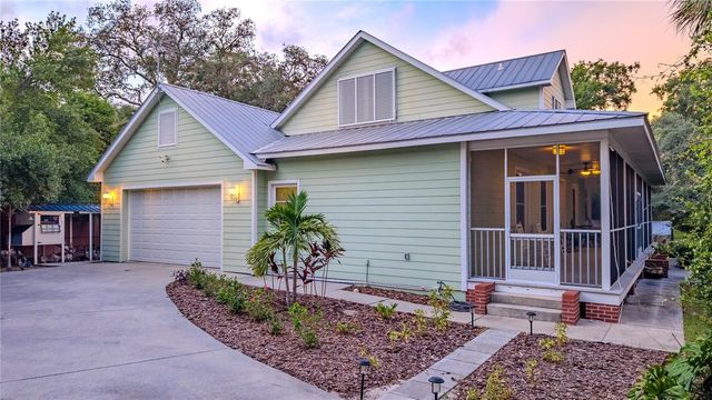 207 N LEVIS AVENUE, Tarpon Springs, FL 34689