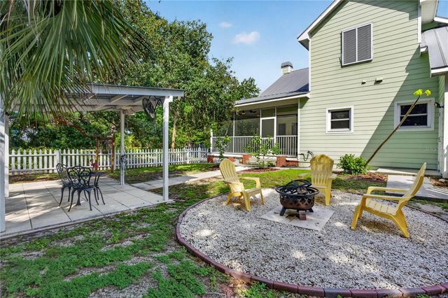 207 N LEVIS AVENUE, Tarpon Springs, FL 34689