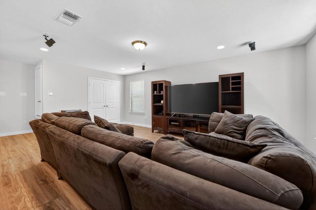 1124 Calla Lily BLVD, Leander, TX 78641