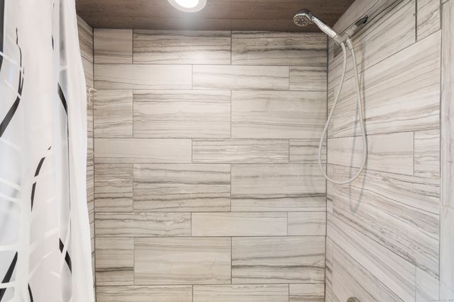 41 Beaver Meadow Road, Haddam, CT 06438