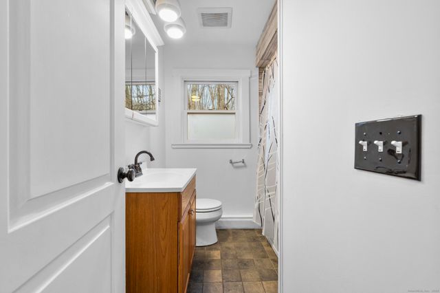 41 Beaver Meadow Road, Haddam, CT 06438