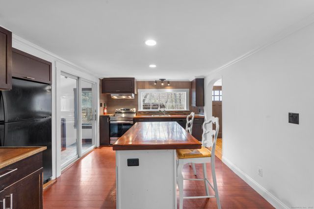 41 Beaver Meadow Road, Haddam, CT 06438