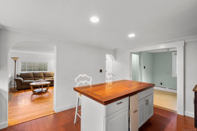 41 Beaver Meadow Road, Haddam, CT 06438