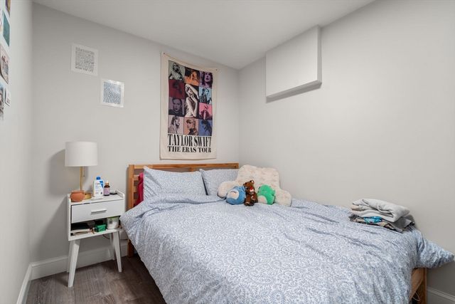 564 E 5th St, Boston, MA 02127