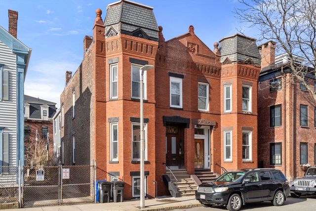 564 E 5th St, Boston, MA 02127