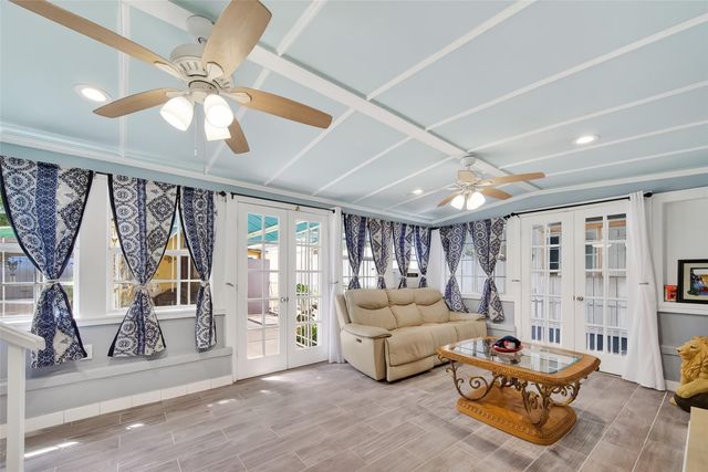 7404 Erath Street, Houston, TX 77023