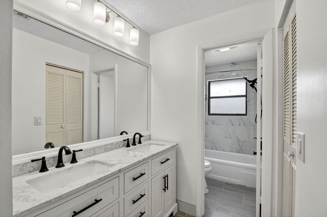 270 Beaver Dam Court, Royal Palm Beach, FL 33411