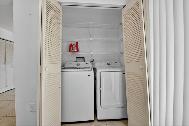 270 Beaver Dam Court, Royal Palm Beach, FL 33411