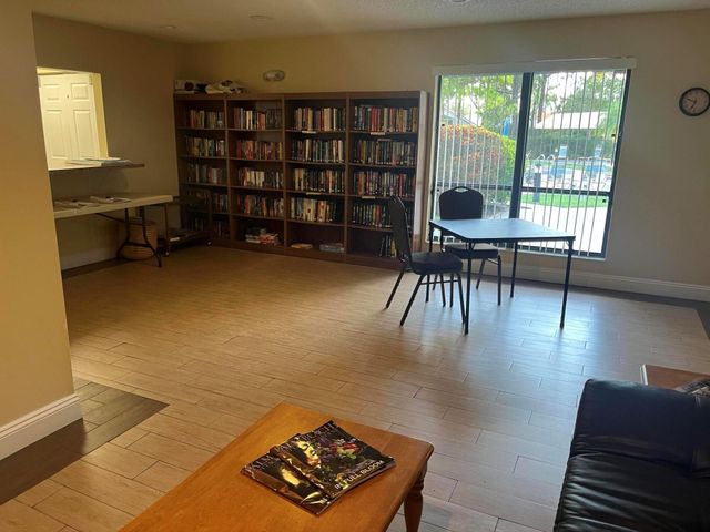 270 Beaver Dam Court, Royal Palm Beach, FL 33411