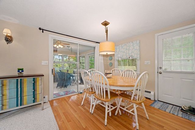 14 Lakewood Dr, Mashpee, MA 02649