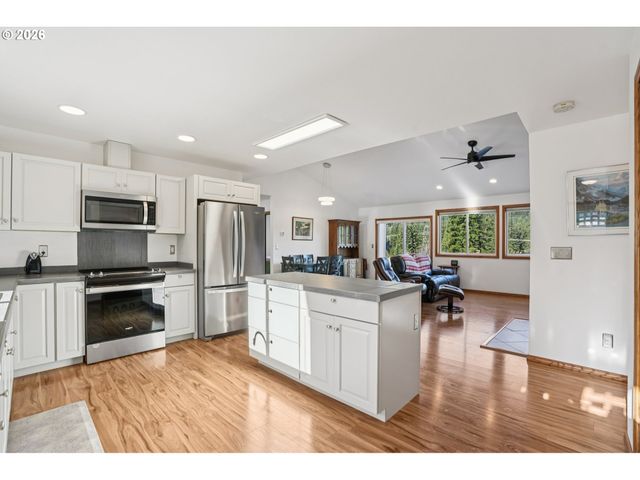 39912 Ne 44TH St, Washougal, WA 98671