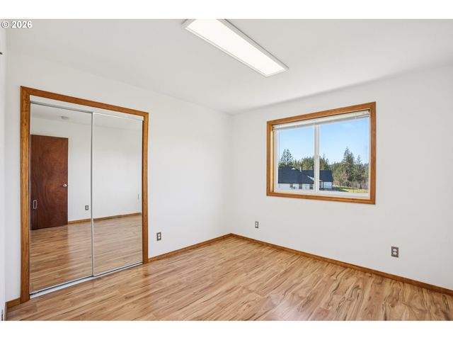 39912 Ne 44TH St, Washougal, WA 98671