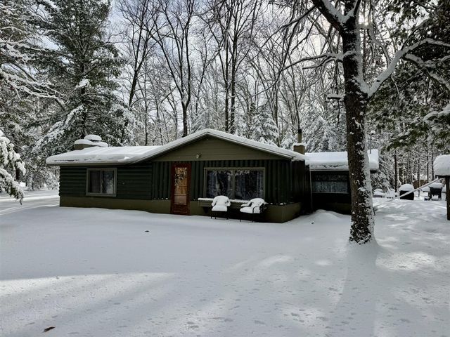 7139 W 5 Mile Road, Irons, MI 49644
