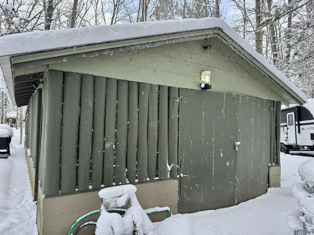 7139 W 5 Mile Road, Irons, MI 49644