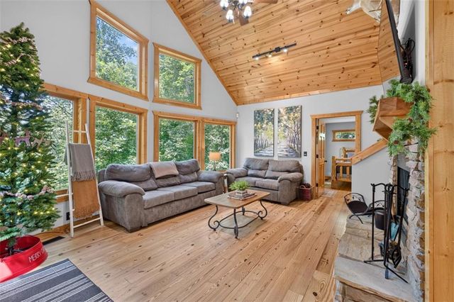 10 Esker Court, Ellijay, GA 30540