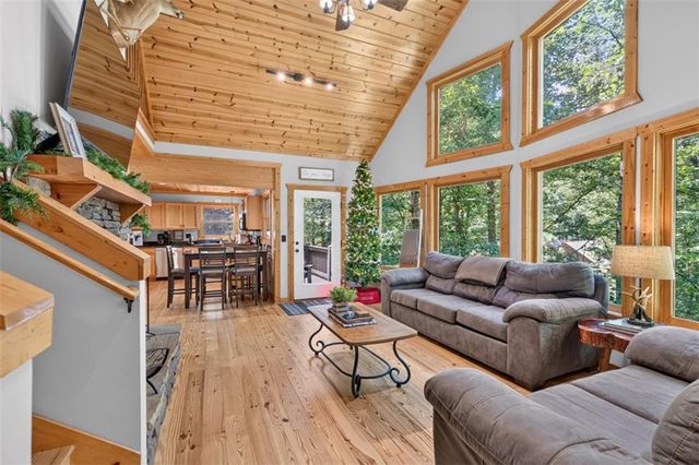 10 Esker Court, Ellijay, GA 30540