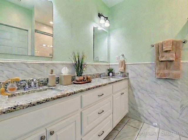 2410 Carleta Street, Dallas, TX 75253