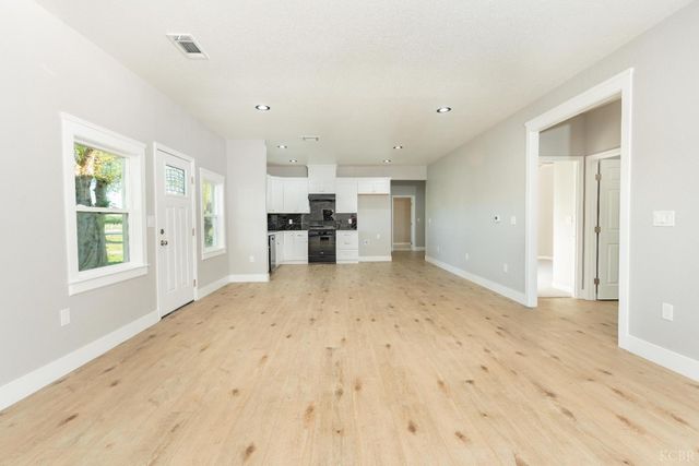 7380 14th Avenue, Hanford, CA 93230