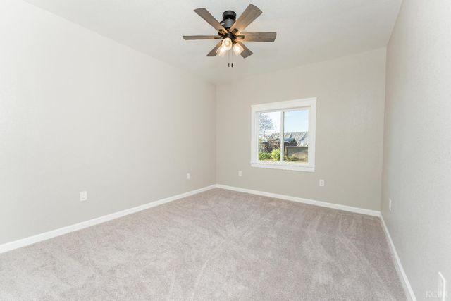 7380 14th Avenue, Hanford, CA 93230